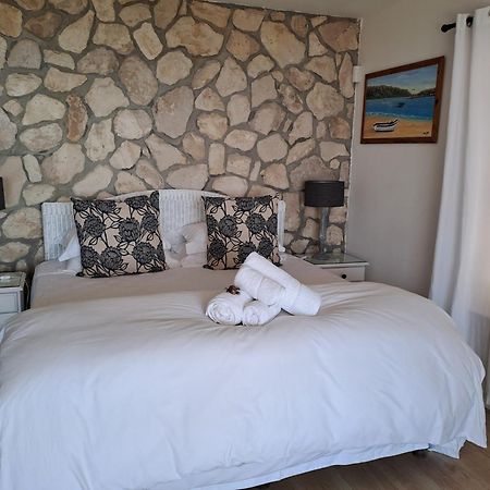 Kleinzee Oceanfront Guesthouse Gansbaai Εξωτερικό φωτογραφία