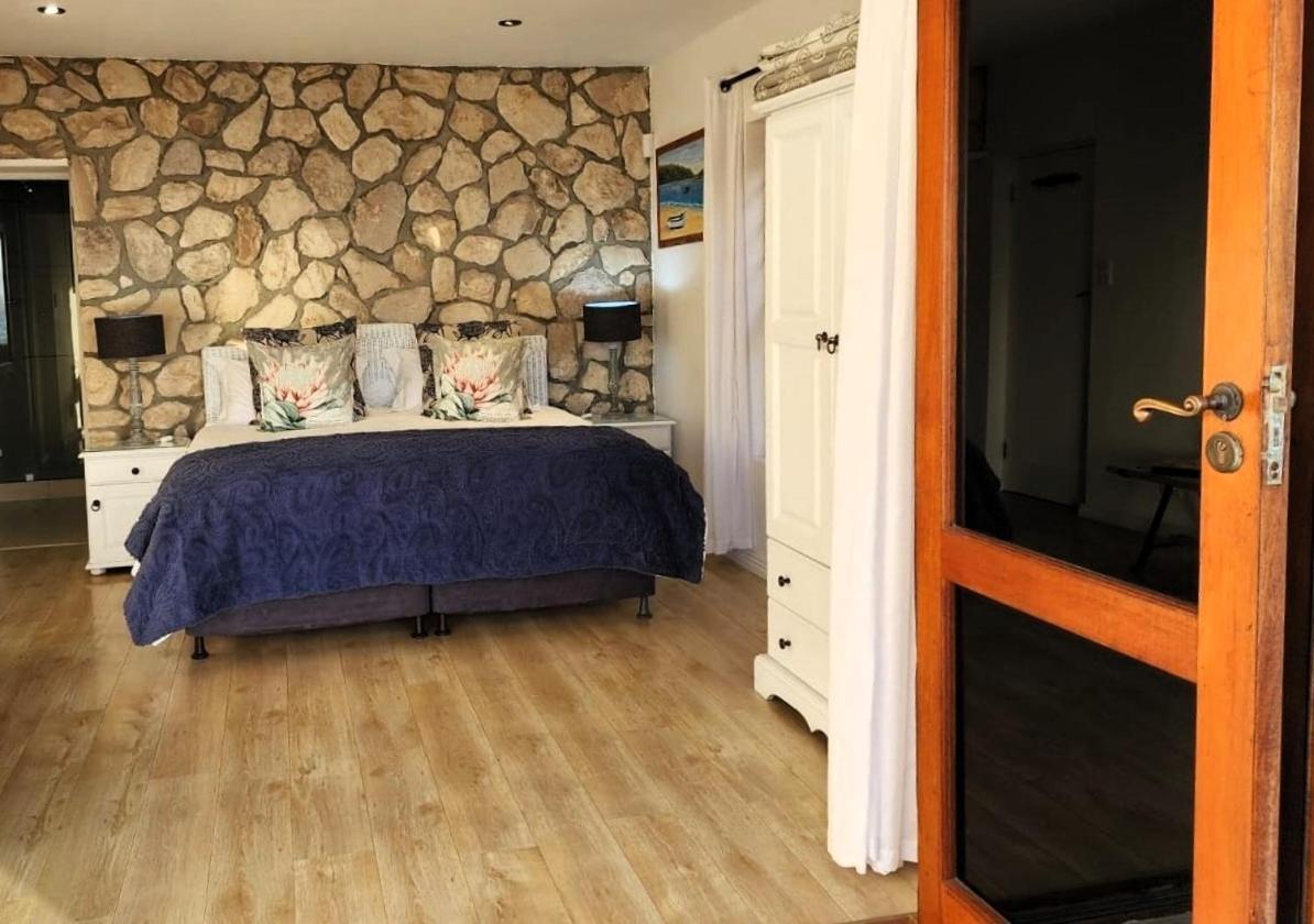 Kleinzee Oceanfront Guesthouse Gansbaai Εξωτερικό φωτογραφία