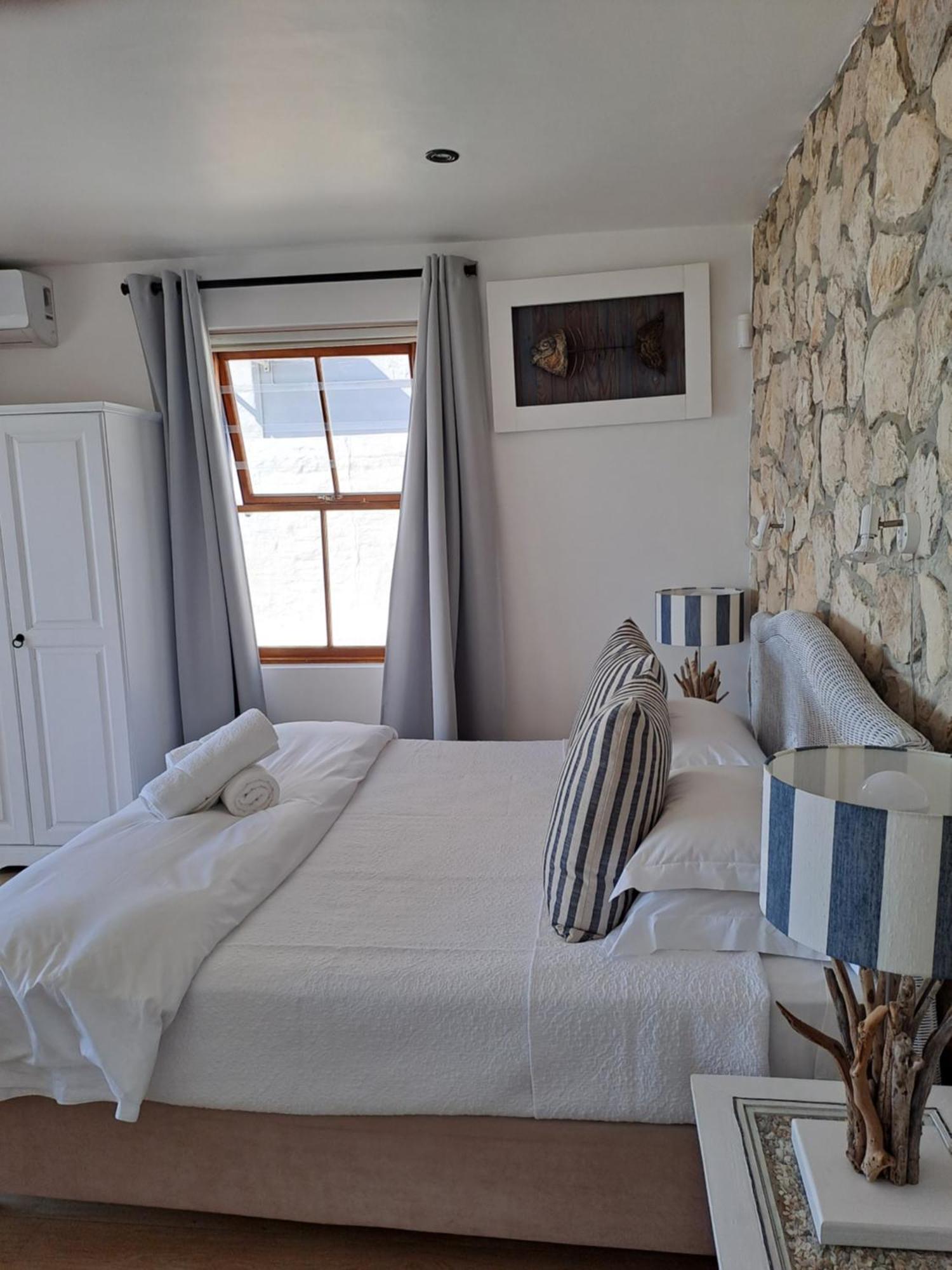 Kleinzee Oceanfront Guesthouse Gansbaai Εξωτερικό φωτογραφία